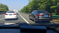 保護(hù)生命通道！超1.5萬臺(tái)車違法占用應(yīng)急車道被舉報(bào)