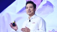 李彥宏私人飛機費用百度付了 高管年薪大漲92%