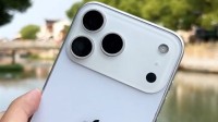 iPhone 17 Pro Max機(jī)模上手：厚度增加 電池加大